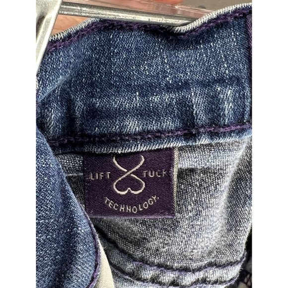 Not your daughters jeans women’s size 2 capris lift and tuck technology stretch - Picture 10 of 13